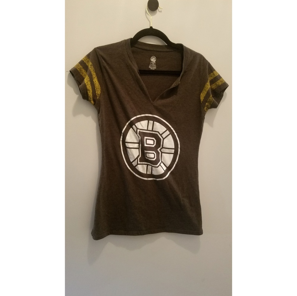 Large Bruins NHL tee